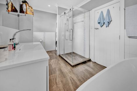 Photo of property in 7 Climie Crescent, Hawera, 4610