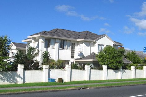 Photo of property in 2/168 Whitford Road, Somerville, Auckland, 2014