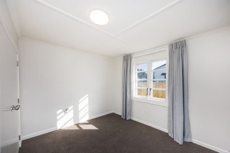 Photo of property in 20 Lyndhurst Street, Takaro, Palmerston North, 4412