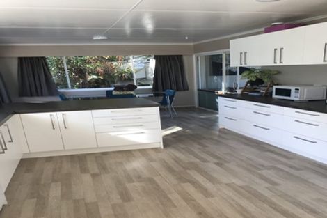 Photo of property in 4 Liston Avenue, Hilltop, Taupo, 3330