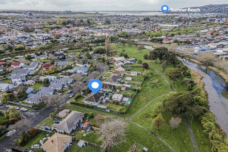 Photo of property in 32 Riley Crescent, Woolston, Christchurch, 8023