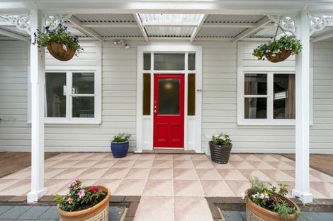 Photo of property in 160 Russell Terrace, Berhampore, Wellington, 6023