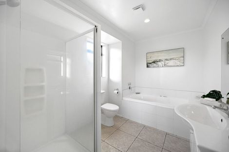 Photo of property in 20 Holford Place, Huntington, Hamilton, 3210