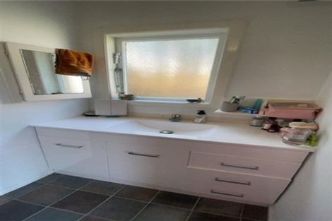 Photo of property in 2/12 Strong Street, St Johns, Auckland, 1072