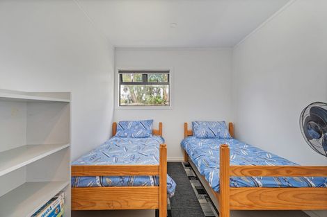 Photo of property in 29 Oyster Drive, Cooks Beach, Whitianga, 3591