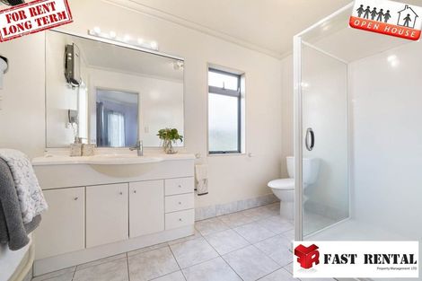 Photo of property in 7 Mcfetridge Place, Hillcrest, Auckland, 0627