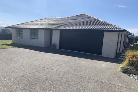 Photo of property in 21 Waterside Drive, Pyes Pa, Tauranga, 3112