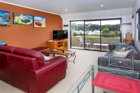 Photo of property in 613b Beach Road, Whangamata, 3620