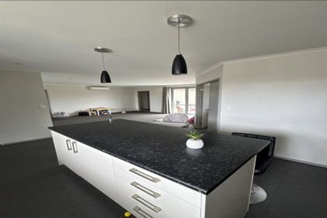 Photo of property in 8 Waltham Place, Rototuna North, Hamilton, 3210