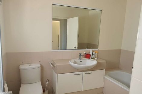 Photo of property in 1/10 Burford Place, Mellons Bay, Auckland, 2014