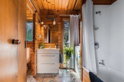 Photo of property in 20 Earnslaw Terrace, Queenstown, 9300