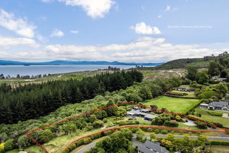 Photo of property in 15 Cameron Drive, Acacia Bay, Taupo, 3385