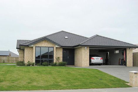 Photo of property in 24 Vasari Grange, Rolleston, 7614