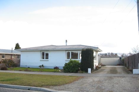 Photo of property in 2 Campbell Street, Alexandra, 9320