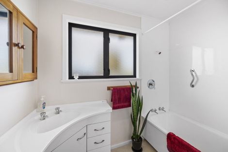 Photo of property in 202 Whirinaki Road, Eskdale, Napier, 4182