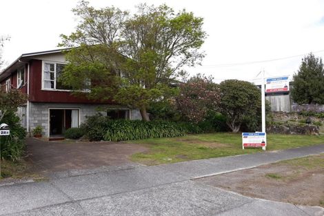 Photo of property in 28 Mere Road, Taupo, 3330