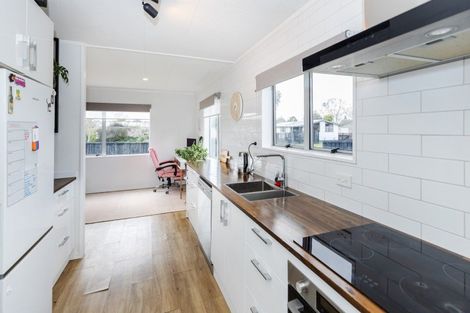 Photo of property in 11 Purcell Place, Melville, Hamilton, 3206