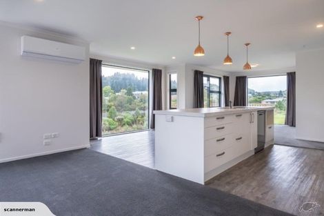 Photo of property in 35 Grandvista Drive, Green Island, Dunedin, 9018