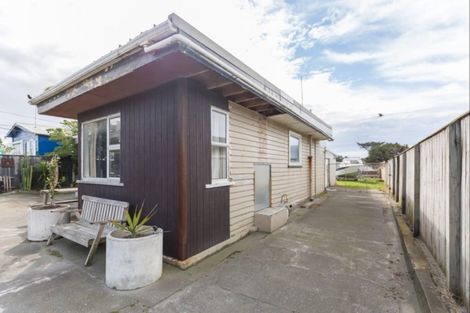 Photo of property in 25 Hunia Terrace, Himatangi Beach, Foxton, 4891