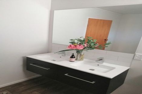 Photo of property in 16b Awatea Avenue, Paraparaumu, 5032