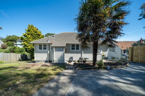 Photo of property in 15 Martin Street, Ranui, Porirua, 5024