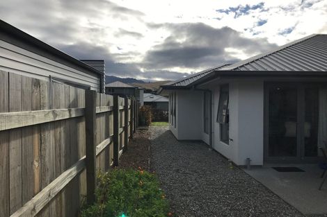 Photo of property in 8 Cheltenham Road, Lower Shotover, Queenstown, 9304