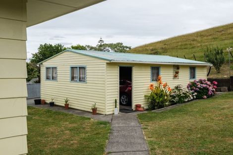 Photo of property in 26 Einstein Street, Outer Kaiti, Gisborne, 4010
