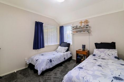 Photo of property in 22 Edward Payton Grove, Pukehangi, Rotorua, 3015
