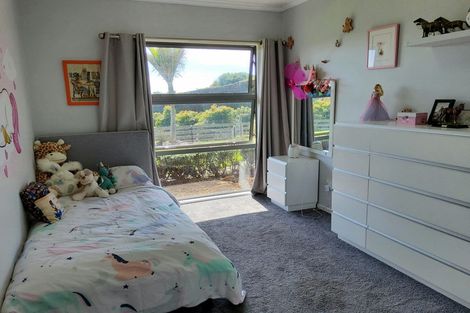 Photo of property in 14 Merrick Road, Pyes Pa, Tauranga, 3173