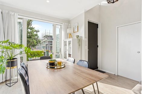 Photo of property in 73 Glidepath Road, Hobsonville, Auckland, 0616