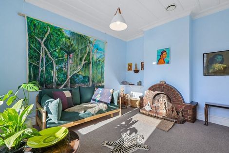 Photo of property in 5 Mosgiel Street, Mornington, Dunedin, 9011