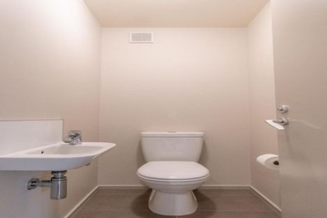 Photo of property in 15a Burdale Street, Riccarton, Christchurch, 8011