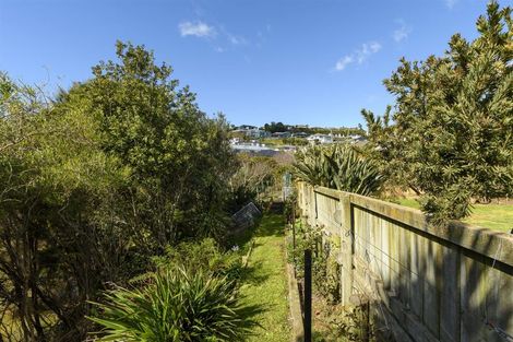 Photo of property in 142 Oteki Park Drive, Welcome Bay, Tauranga, 3112