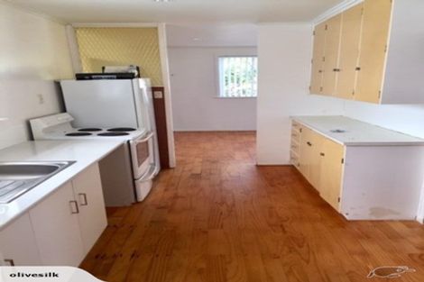 Photo of property in 3 Elizabeth Street, Orewa, 0931