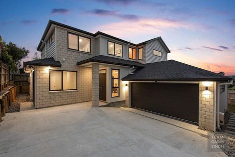 Photo of property in 2 Nanleen Rise, Manurewa, Auckland, 2105