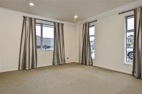 Photo of property in 28 Alexia Place, Flat Bush, Auckland, 2105