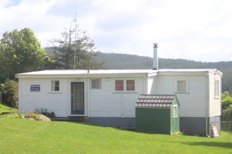 Photo of property in 12 Waipoua Street, Mangakino, 3421