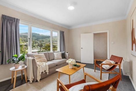 Photo of property in 24 Duncan Street, Tawa, Wellington, 5028