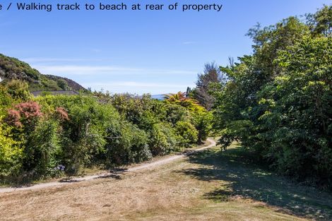 Photo of property in 29 Kenrigg Road East, Kinloch, Taupo, 3377