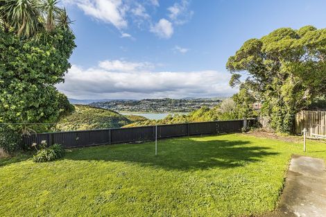 Photo of property in 124 Gloaming Hill, Titahi Bay, Porirua, 5022