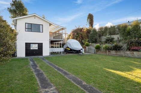 Photo of property in 105 Rangatira Drive, Mangakino, 3421