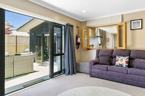 Photo of property in 208 Acacia Bay Road, Nukuhau, Taupo, 3330