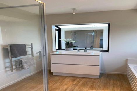 Photo of property in 11b Bay Street, Red Beach, 0932