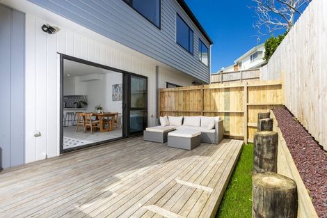Photo of property in 58 County Road, Torbay, Auckland, 0630
