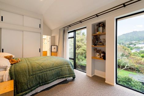 Photo of property in 14 Lochiel Road, Khandallah, Wellington, 6035