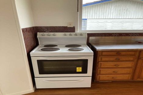 Photo of property in 111 Farquhar Road, Glendene, Auckland, 0602