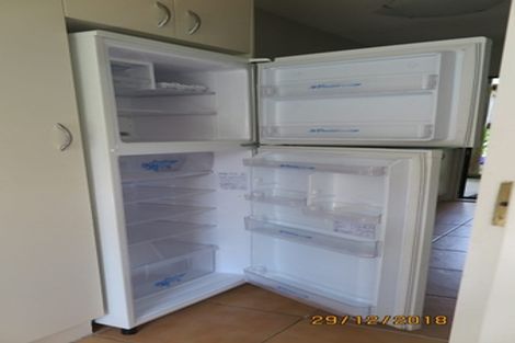 Photo of property in 14 Emlyn Place, Torbay, Auckland, 0630