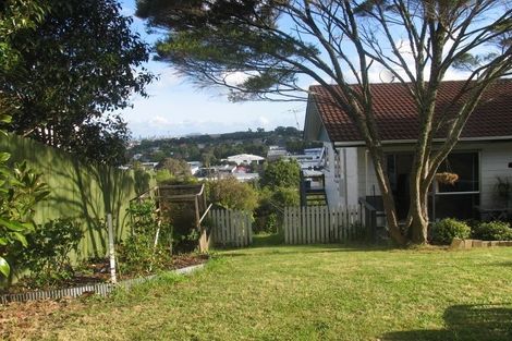 Photo of property in 75b Target Road, Totara Vale, Auckland, 0629