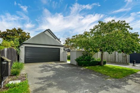 Photo of property in 53 Hawkesbury Avenue, St Albans, Christchurch, 8014