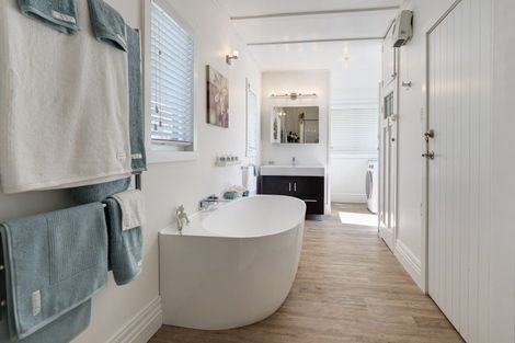 Photo of property in 86 Holdaway Road, Lower Moutere, Upper Moutere, 7175